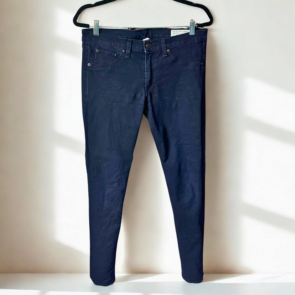 Rag & Bone Women's Skinny Dark Blue Jean Size 31